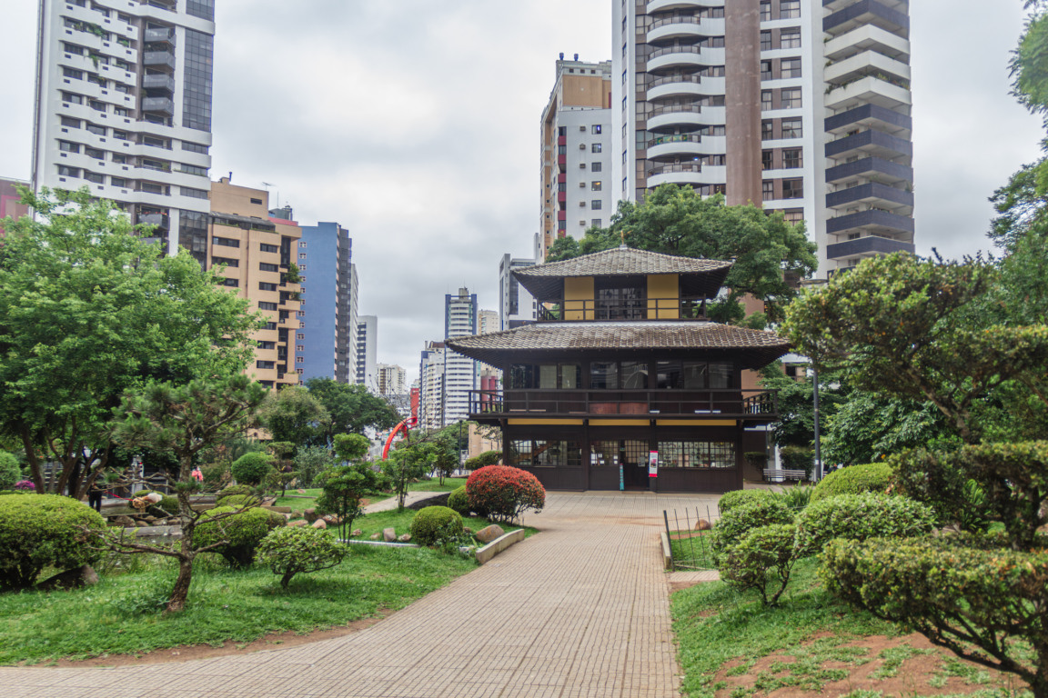Memorial da Imigração Japonesa na Praça do Japão, Bairro Água Verde – Curitiba