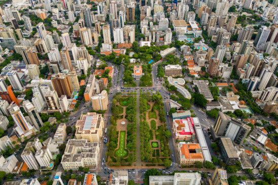 Vista aérea de Belo Horizonte, com destaque para a região Centro-Sul