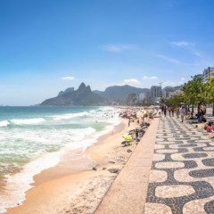 Vista aérea de Ipanema e Leblon, bairros mais valorizados do Rio de Janeiro