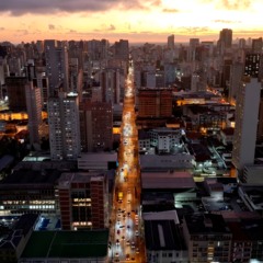 Mapa de Curitiba destacando Batel, Campo Comprido e Campina do Siqueira