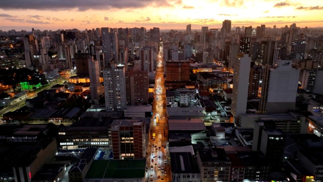 Mapa de Curitiba destacando Batel, Campo Comprido e Campina do Siqueira
