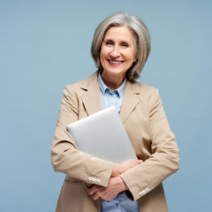 corretores de imóveis 60+